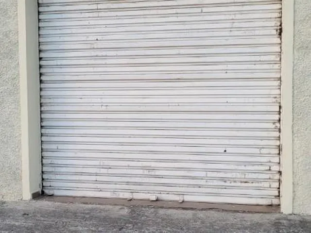 Imagem 5: Linda Casa Residenial com Salão Comercial