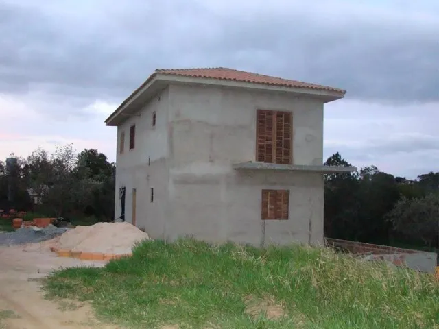 Imagem 2: Chácara com 4 Suítes e 5 Banheiros em Araçoiaba da Serra-Sp: Oportunidade Única no Campo do Meio!