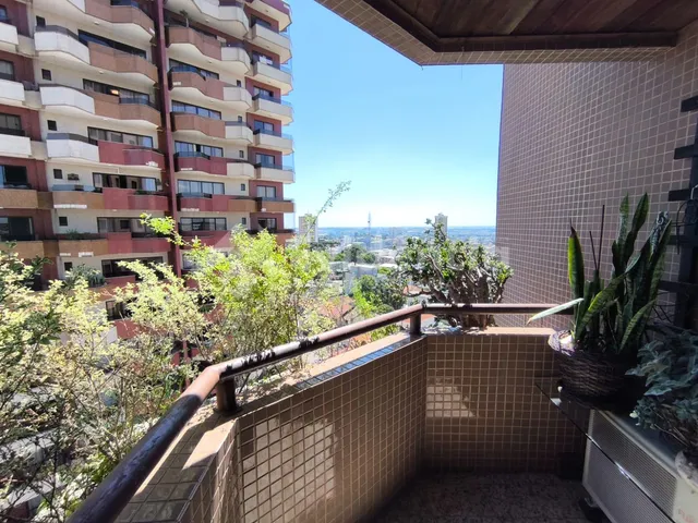 Imagem 5: Luxuoso Apartamento de Alto Padrão no Edificio Portal do Sol na Região Central de Guarapuava Pr
