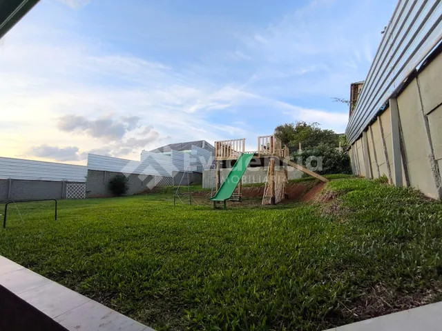 Imagem 14: Casa no Alto da XV com Amplo Terreno
