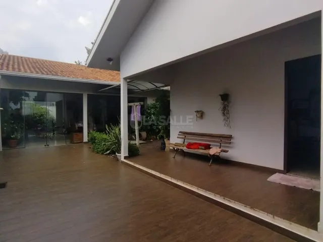 Imagem 9: Casa Á Venda na Vila Industrial com Excelente Localização