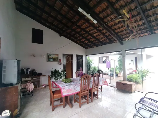 Imagem 3: Casa Á Venda na Vila Industrial com Excelente Localização