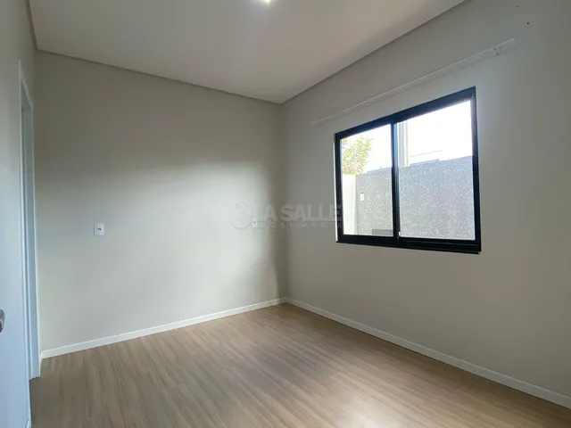 Imagem 9: Casa a Venda no Portal da Barão com 01 Suíte 01 Quarto, Vaga de Garagem Coberta