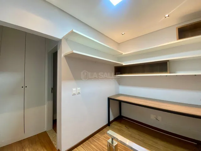 Imagem 15: Sobrado (Triplex) Semi Mobiliado com 02 Vagas de Garagem Jardim Gisela