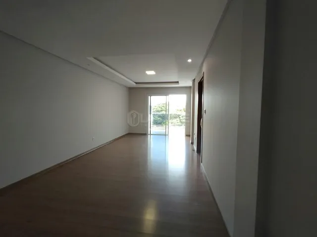 Imagem 12: Apartamento com 01 Suíte e 02 Quartos para Locação, Vila Industrial- Toledopr