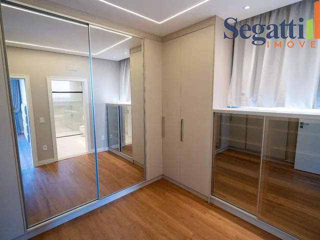 Imagem 4: Sobrado Luxuoso Semi-Mobiliado no Condomínio Fechado Quinta do Sol