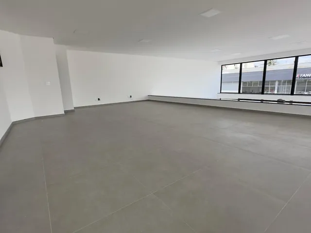 Imagem 3: Maravilhosa Sala Comercial Totalmente Reformada para Locação Centro de União da Vitória- Pr