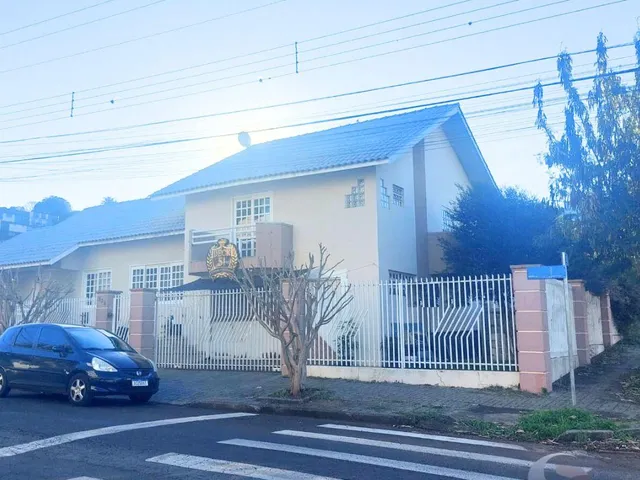 Imagem 2: Casa Comercial À Venda À no Bairro Amadori em Pato Branco - Pr