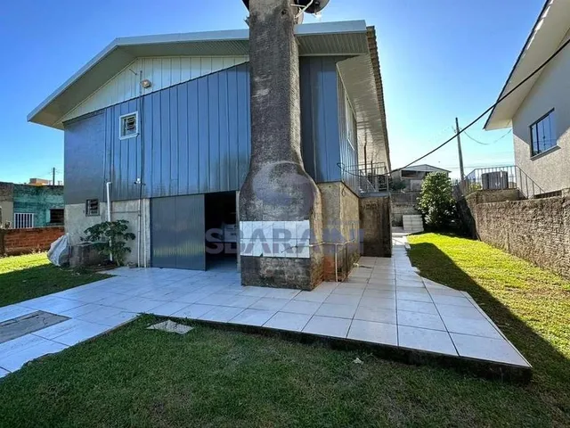Imagem 2: Casa Mista com Amplo Terreno À Venda na Bairro Cristo Rei em Pato Branco - Pr
