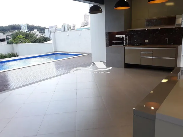 Imagem 3: Casa Alto Padrão com Piscina e Semi Mobiliada