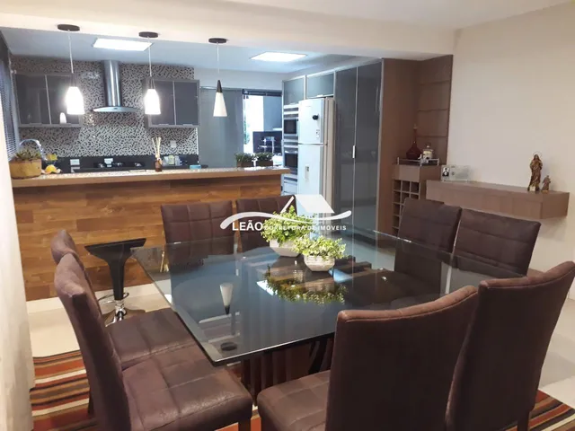 Imagem 10: Casa Alto Padrão com Piscina e Semi Mobiliada