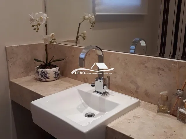 Imagem 16: Casa Alto Padrão com Piscina e Semi Mobiliada
