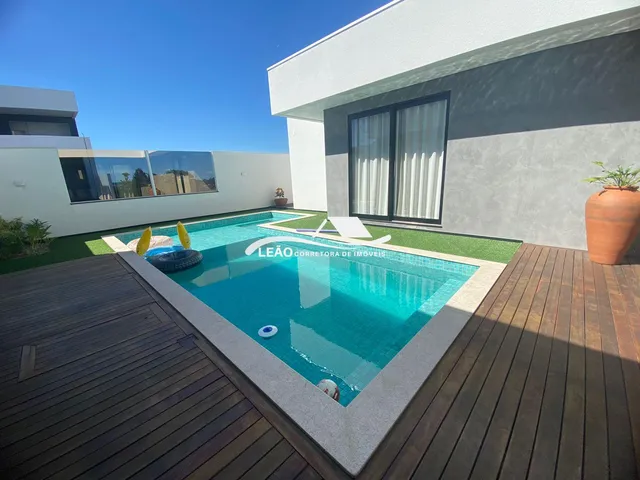 Imagem 14: Casa Alto Padrão com Piscina