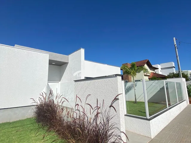 Imagem 3: Casa Alto Padrão com Piscina