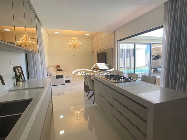 Imagem 12: Casa Alto Padrão com Piscina