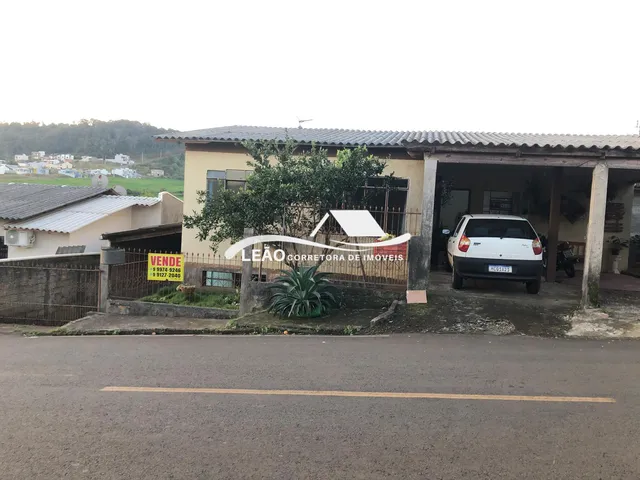 Imagem 2: Casa com Piscina e Duas Moradias