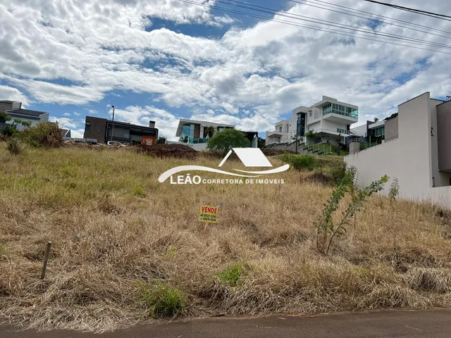 Imagem 3: Terreno com Duas Frentes