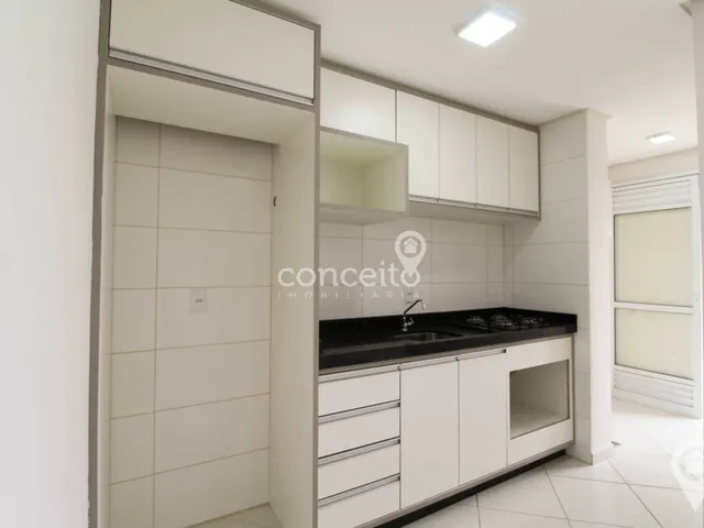 Imagem 2: Apartamento Semimobiliado com 2 Dormitórios na Água Verde!