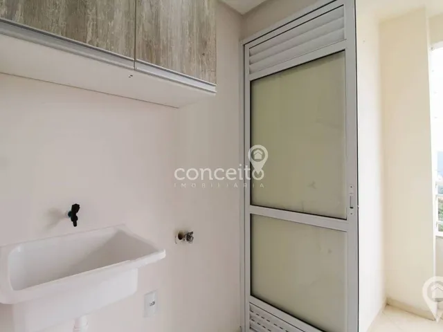 Imagem 9: Apartamento Semimobiliado com 2 Dormitórios na Água Verde!