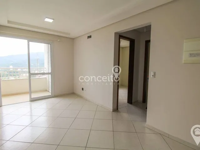 Imagem 16: Apartamento Semimobiliado com 2 Dormitórios na Água Verde!