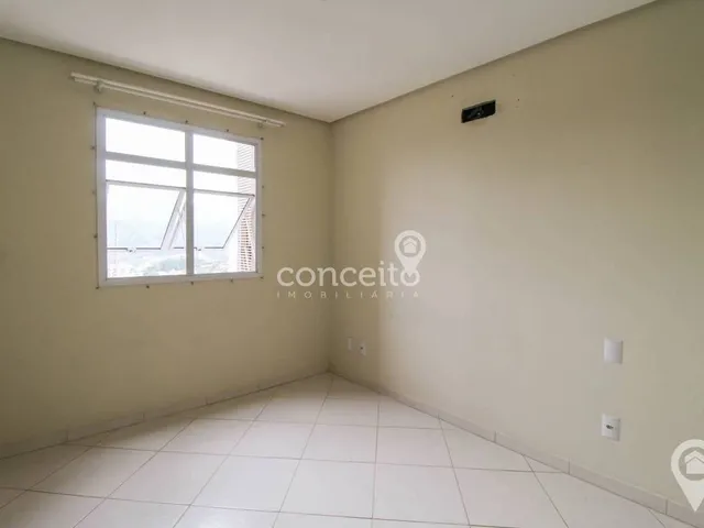 Imagem 15: Apartamento Semimobiliado com 2 Dormitórios na Água Verde!