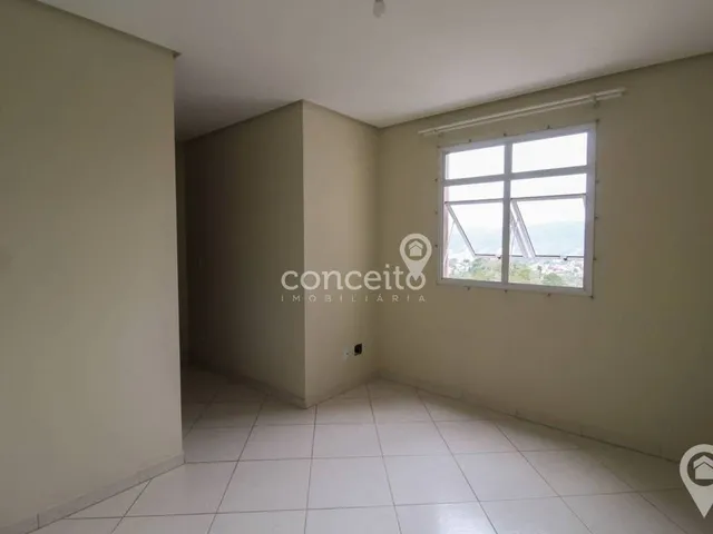 Imagem 10: Apartamento Semimobiliado com 2 Dormitórios na Água Verde!