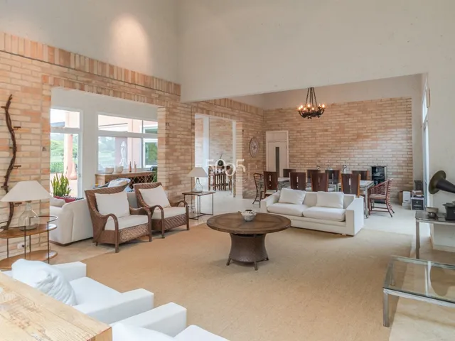 Imagem 15: Casa para Locação com 5 Amplas Suítes e 812M²