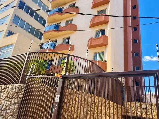 Imagem: Apartamento À Venda - Edifício Névio