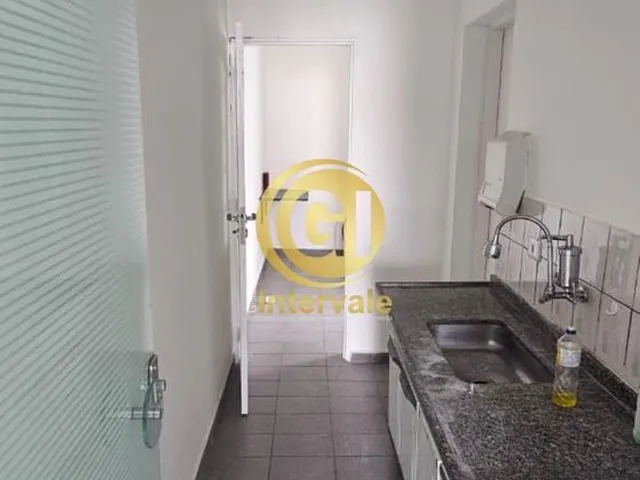 Imagem 5: Sobrado Comercial para Alugar Jacareí 4 Salas 3 Banheiros Ideal Clínica Consultório Escritório Excelente Visibilidade