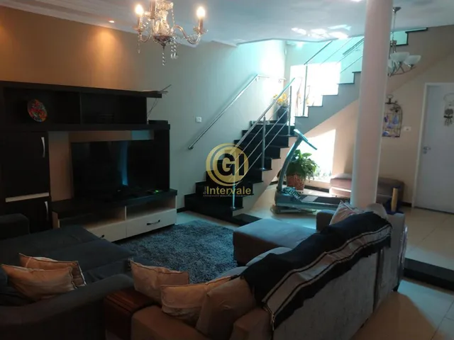 Imagem 1: Imperdível! Casa com 4 Quartos e Suíte na Loteamento Villa Branca, Jacareí-Sp: 170M², 3 Vagas. Venda Ou Locação