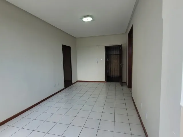 Imagem 11: Apartamento com Closet e Sacada no Edifício Palácio do Rádio