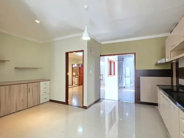 Imagem 10: Casa com Acabamento Premium para Locação 4 Quartos - Bairro São Miguel - Crato/Ce