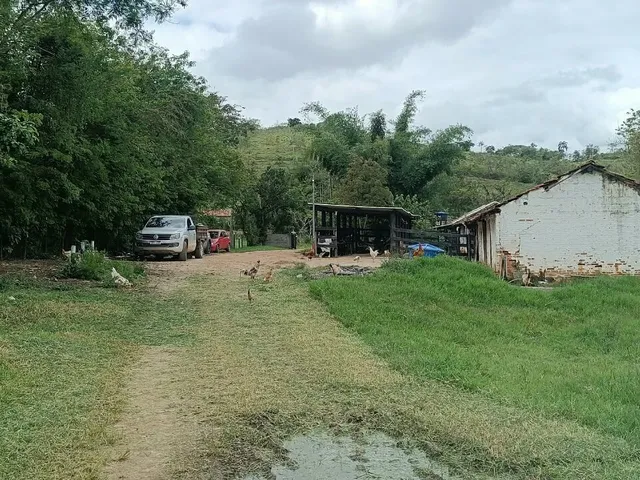 Imagem 2: Sitio em Jambeiro