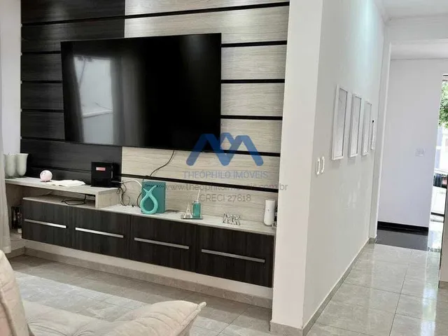 Imagem 2: Linda Casa em Condomínio À Venda