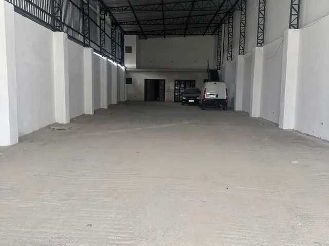 Imagem: Galpão Comercial com 390 M² no Mogi Moderno