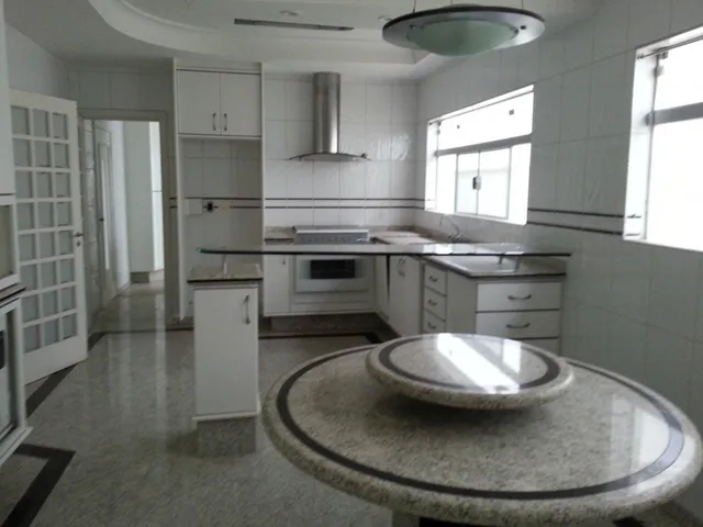 Imagem: Casa em Condomínio, 5 Banheiro(S), 4 Suíte(S)