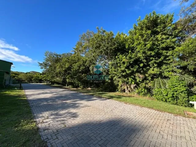 Imagem 6: Terreno Residencial À Venda com 700M² no Condomínio Praia do Castelo, Praia do Forte - Ba