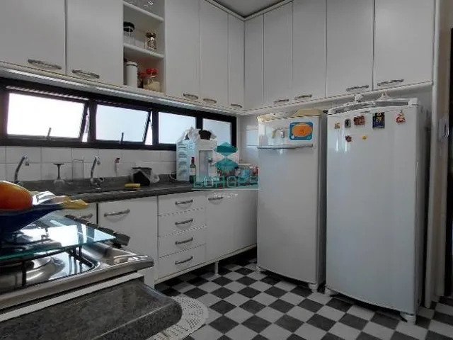 Imagem 13: Apartamento para Locação em Ondina com 144M², 3 Suítes, Vista Mar e 3 Vagas