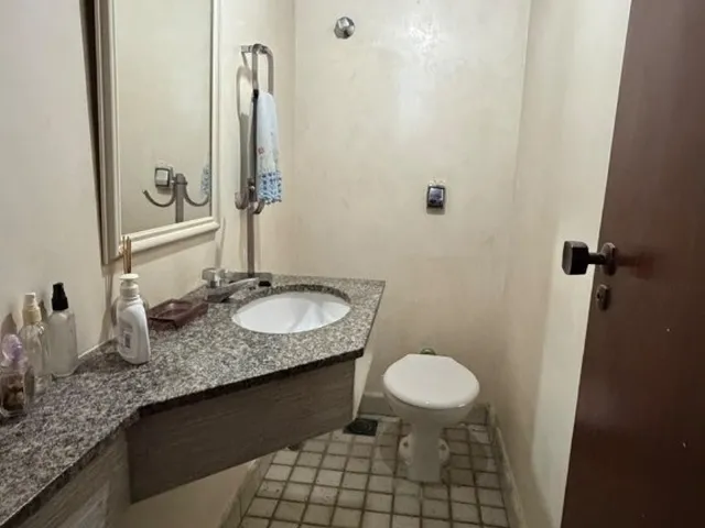 Imagem 15: Apartamento À Venda no Terraces de Ondina com 4/4, 2 Suítes, Vista Mar e Varandão no Morro do Escravo Miguel!