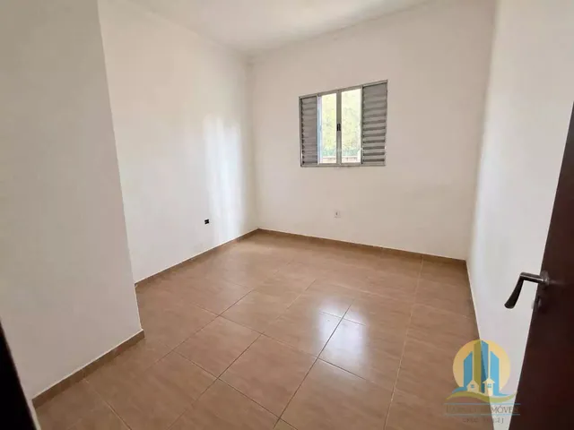Imagem 4: Casa À Venda com Ampla Área Coberta no Parque Ribeiro de Lima, Barueri