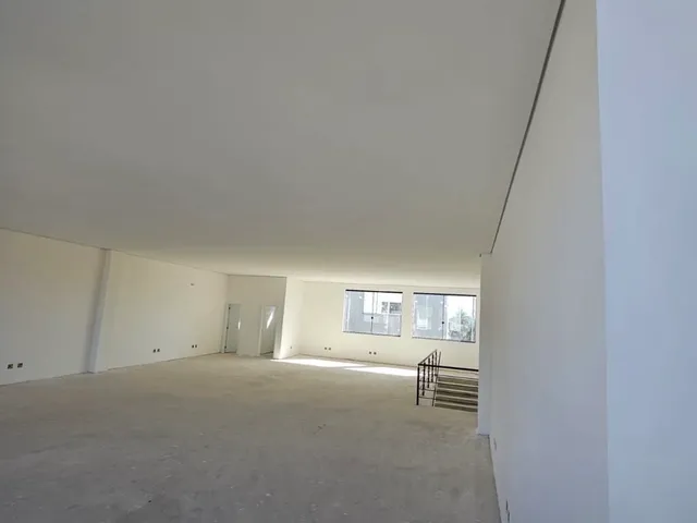 Imagem 10: Galpão Comercial Reformado no Wanel Ville, em Sorocaba