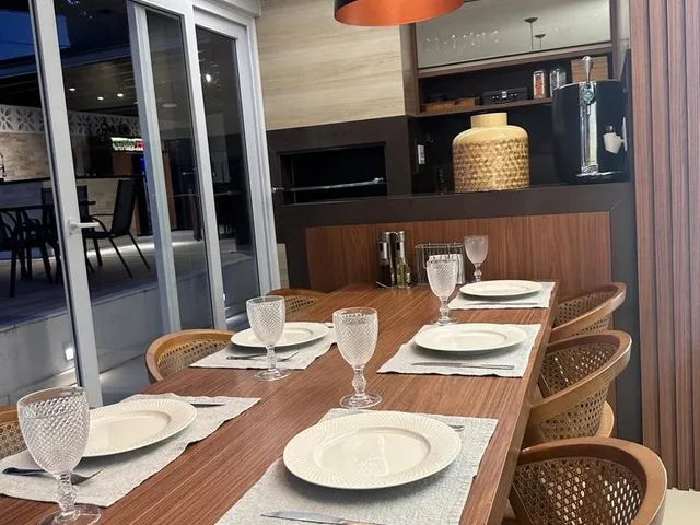 Imagem 2: 0 Casa com 4 dormitórios