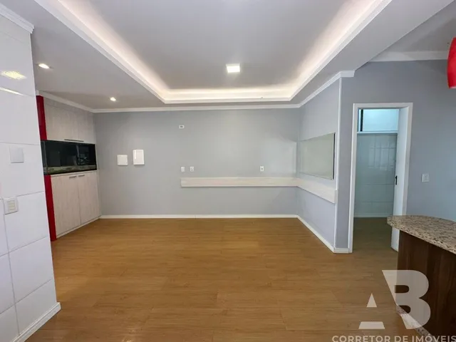 Imagem 13: Imperdível Oportunidade de Adquirir Casa de 3 Quartos e 6 Vagas em Camboriú-Sc no Bairro santa Regina!