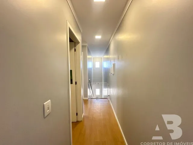 Imagem 10: Imperdível Oportunidade de Adquirir Casa de 3 Quartos e 6 Vagas em Camboriú-Sc no Bairro santa Regina!