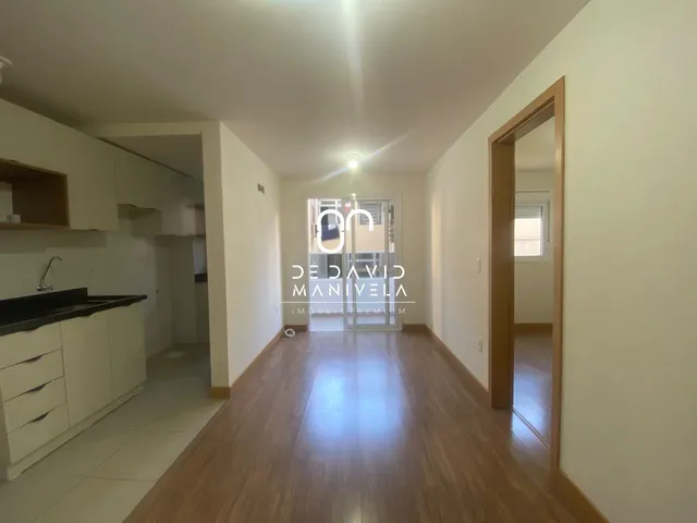 Imagem 3: Apartamento Semimobiliado com 2 Dormitório e 1 Vaga de Garagem