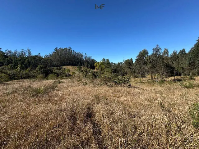 Imagem: Terreno À Venda no Bairro Cedro Alto