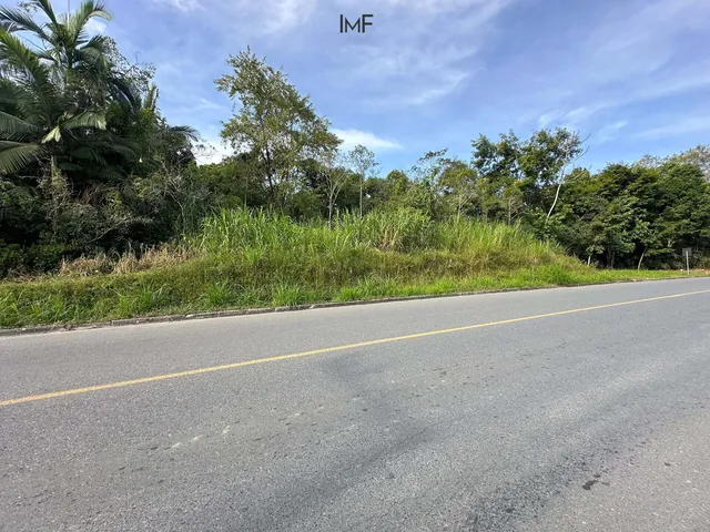 Imagem 2: Terreno À Venda no Bairro Pomeranos