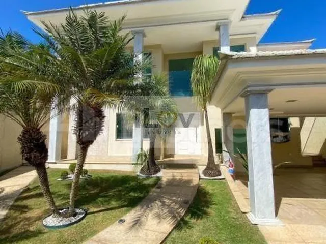 Imagem 2: Camboinhas Casa de Alto Padrão com 5 Suites e Lazer Completo