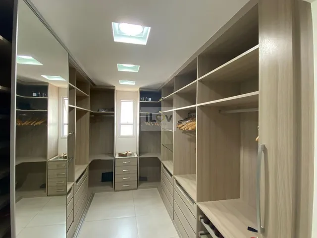 Imagem 6: Camboinhas Casa de Alto Padrão com 5 Suites e Lazer Completo