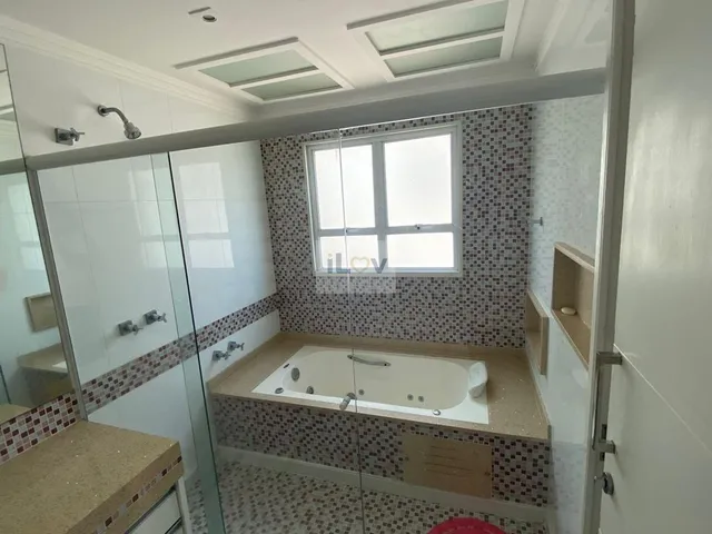 Imagem 7: Camboinhas Casa de Alto Padrão com 5 Suites e Lazer Completo